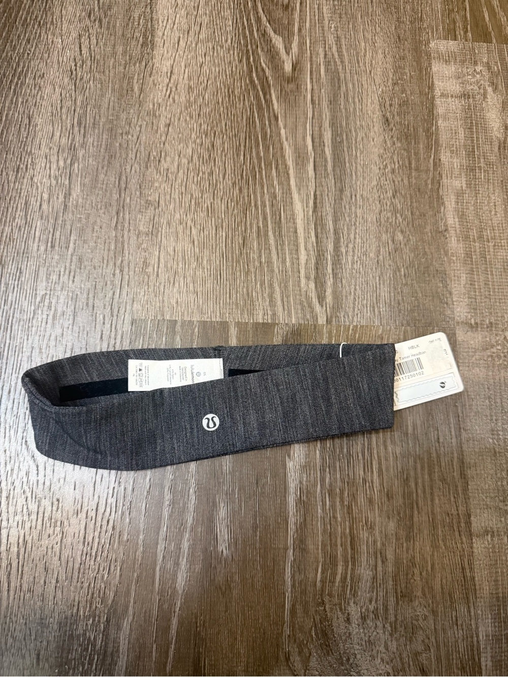 New lululemon athletica Fly Away Tamer Headband - Charcoal Gray